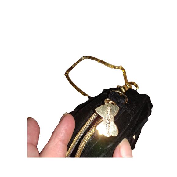 Betsey Johnson Black Velvet Rosette Mini crossbody bag - Picture 5 of 5